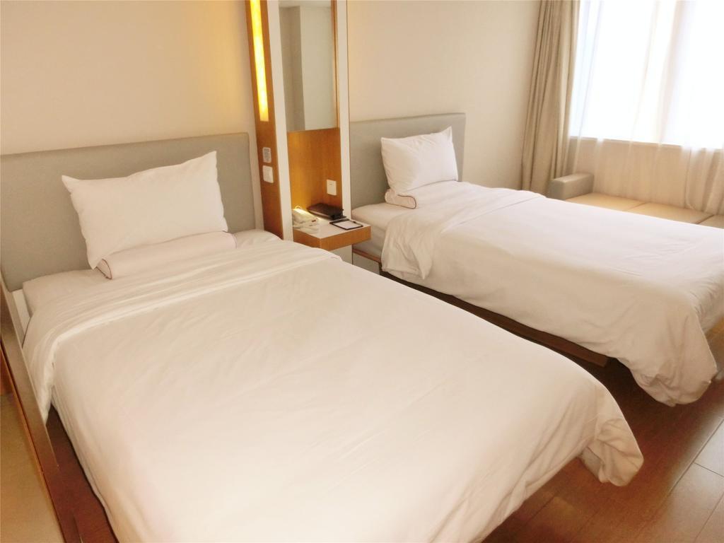 Ji Hotel Guangzhou Zhujiang New Town Camera foto